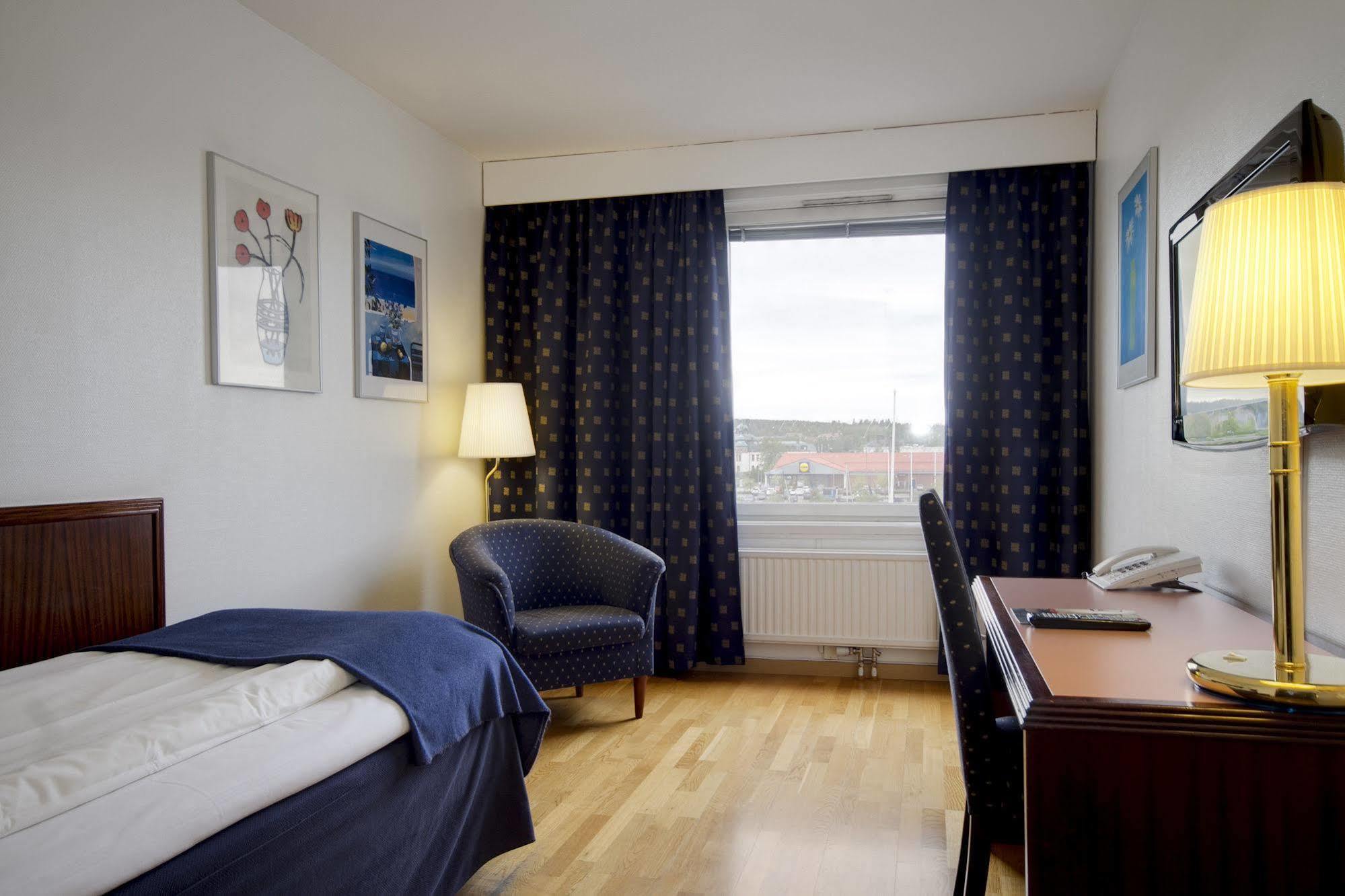 First Hotel Stadt Harnosand Exterior foto